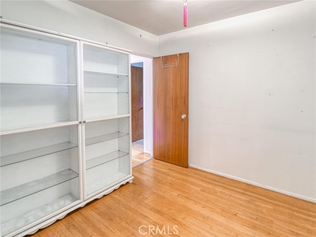 540 Hacienda Drive, Monrovia CA: https://media.crmls.org/medias/9b43c821-738c-4ec8-ac1b-c1450a36e518.jpg