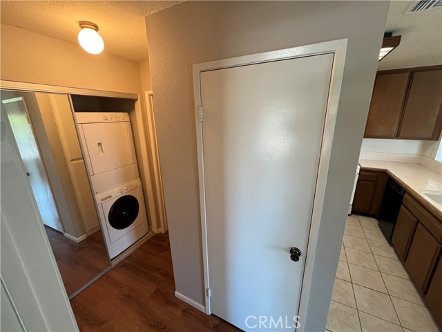 Detail Gallery Image 8 of 12 For 22185 Rim Pointe 4h,  Lake Forest,  CA 92630 - 1 Beds | 1 Baths