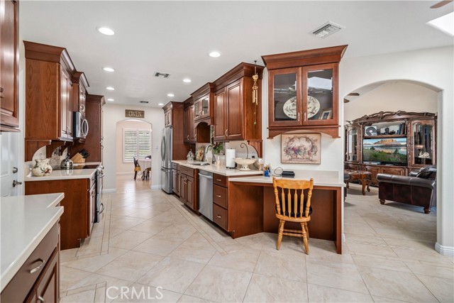 Detail Gallery Image 14 of 48 For 6151 Hickory St, Palmdale,  CA 93551 - 4 Beds | 2 Baths