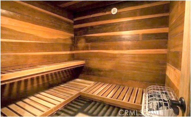 9b456152 Ccde 4b73 9187 6faed6566902