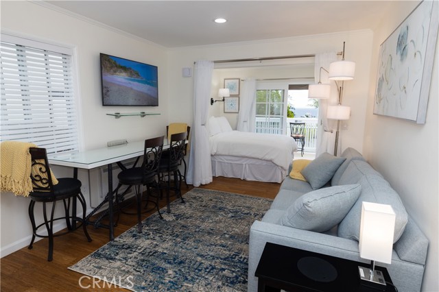 Detail Gallery Image 7 of 19 For 464 Bent St #C,  Laguna Beach,  CA 92651 - 1 Beds | 1 Baths