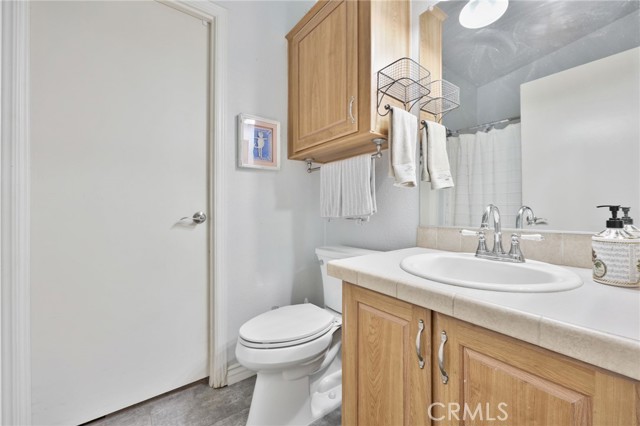 22221 Bloomfield, 30 photo 28