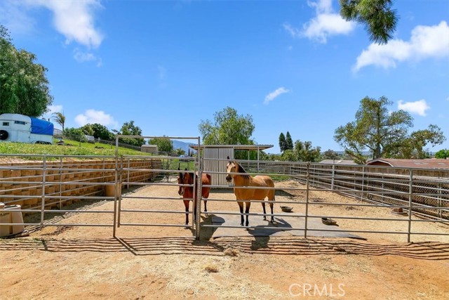 Detail Gallery Image 33 of 56 For 2386 Hialeah Cir, Norco,  CA 92860 - 4 Beds | 2 Baths