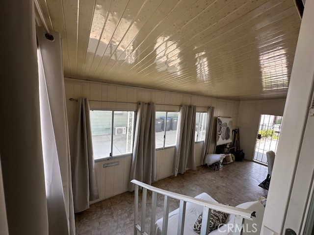 45055 E. Florida Avenue, Hemet CA: https://media.crmls.org/medias/9b477b87-442d-4568-b73c-2e9a0802a901.jpg