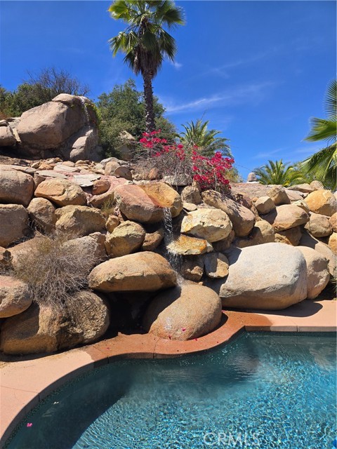 42179 Calle Paramo, Murrieta CA: https://media.crmls.org/medias/9b49e57f-7147-484a-9a20-521764302647.jpg