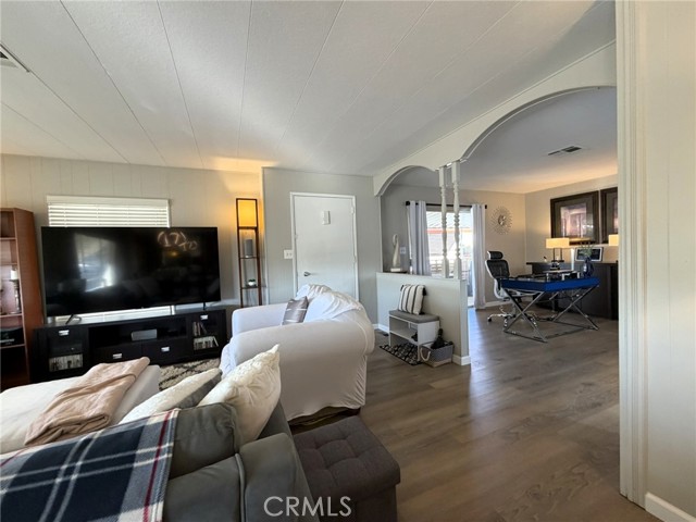 Detail Gallery Image 17 of 36 For 26082 Seaforthia Palm, Homeland,  CA 92548 - 2 Beds | 2 Baths