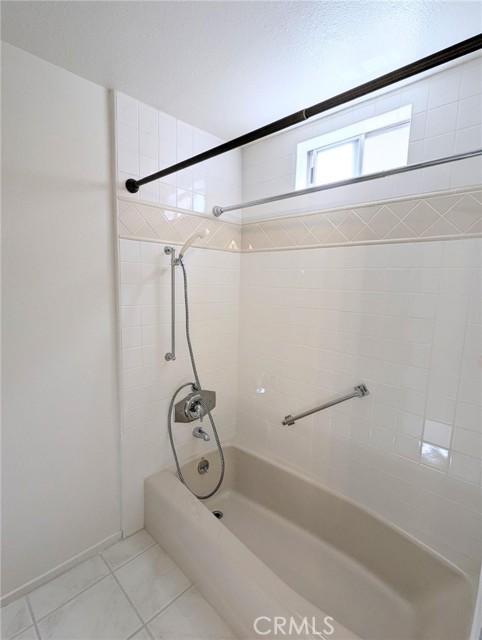 2370 Via Mariposa W, Laguna Woods CA: https://media.crmls.org/medias/9b4cd732-3ab2-4550-af2e-37f80cbc31a8.jpg