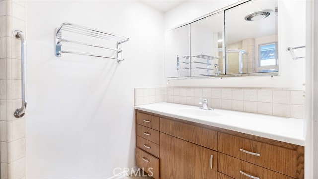 Detail Gallery Image 15 of 32 For 1257 Indian Springs Dr, Glendora,  CA 91741 - 5 Beds | 3 Baths