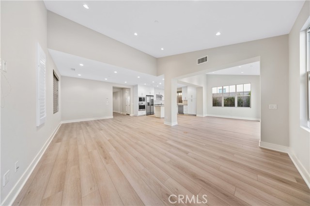 Detail Gallery Image 8 of 36 For 130 Mezza Luna, Irvine,  CA 92602 - 4 Beds | 3 Baths