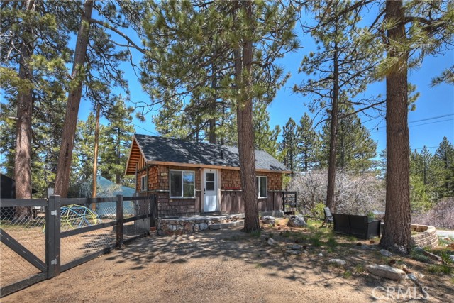 Detail Gallery Image 37 of 59 For 746 Talmadge Rd, Big Bear Lake,  CA 92315 - 3 Beds | 2/1 Baths