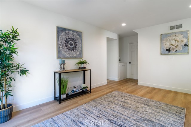 Image 9 of 32 For 6851 Reefton Avenue