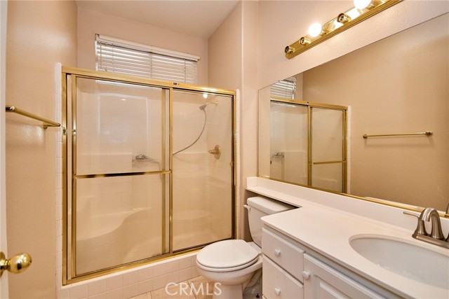 Detail Gallery Image 12 of 35 For 7586 Massachusetts Pl, Rancho Cucamonga,  CA 91730 - 5 Beds | 3 Baths