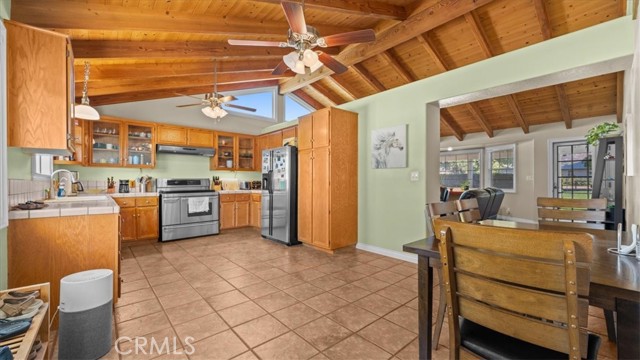 Detail Gallery Image 12 of 42 For 4028 Center, Norco,  CA 92860 - 2 Beds | 2 Baths