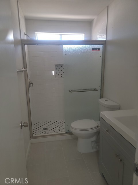 Detail Gallery Image 12 of 16 For 38478 Larkin Ave #B,  Palmdale,  CA 93550 - 2 Beds | 1/1 Baths