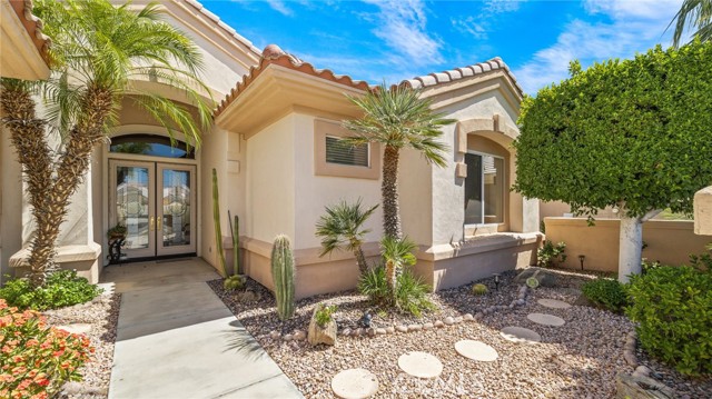 Detail Gallery Image 5 of 48 For 39305 Fernwood Glen Ct, Palm Desert,  CA 92211 - 3 Beds | 3 Baths