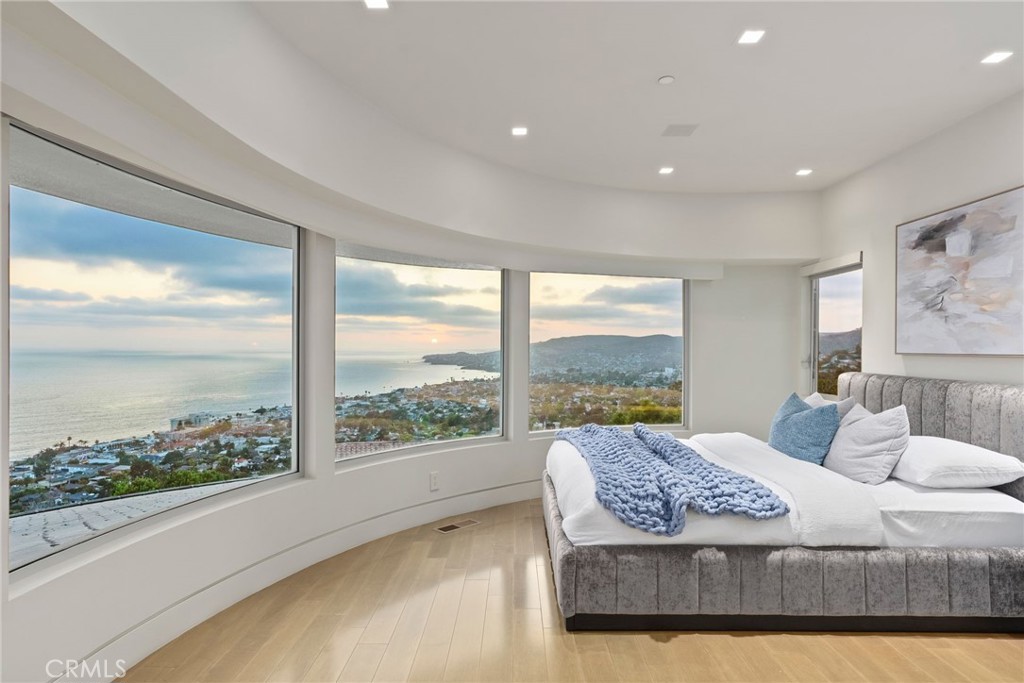 9b548318 A52f 43c0 Ba8f 866c47b91f1a