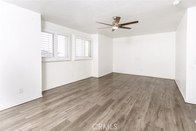 43932 Rembrandt Street, Lancaster CA: https://media.crmls.org/medias/9b55427f-7b39-437f-968e-75750b98cef4.jpg