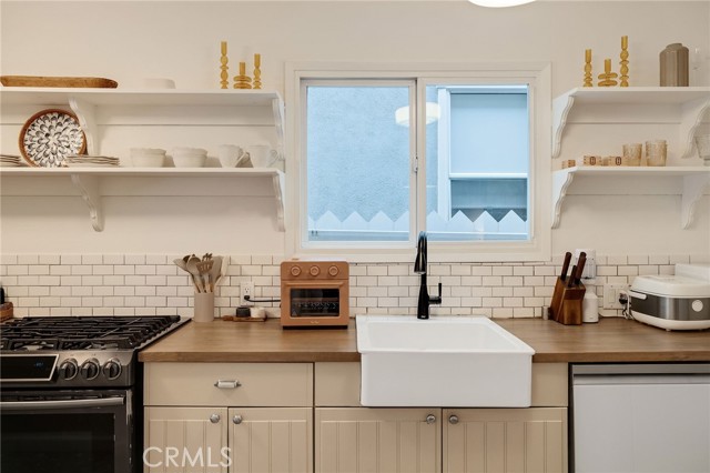 Detail Gallery Image 16 of 40 For 1706 Carver St, Redondo Beach,  CA 90278 - 3 Beds | 2 Baths