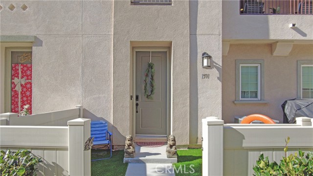 MLS: SW24170961 Condo For Sale