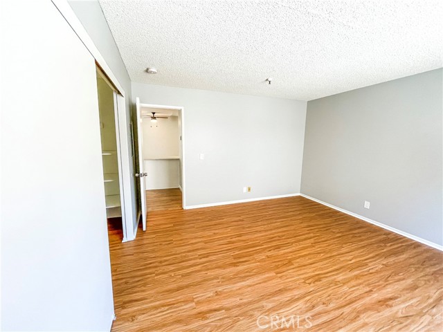 Detail Gallery Image 7 of 11 For 13535 Yukon Ave #28,  Hawthorne,  CA 90250 - 1 Beds | 1 Baths