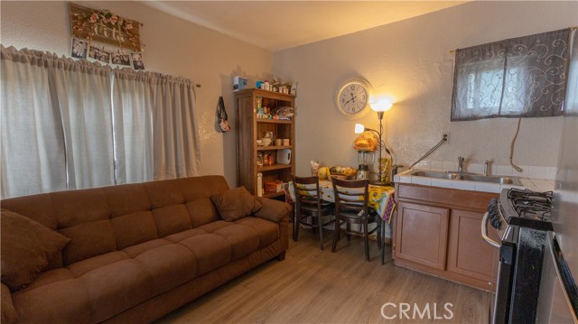 Detail Gallery Image 16 of 23 For 1023 Sentinel Ave, Los Angeles,  CA 90063 - 2 Beds | 1 Baths