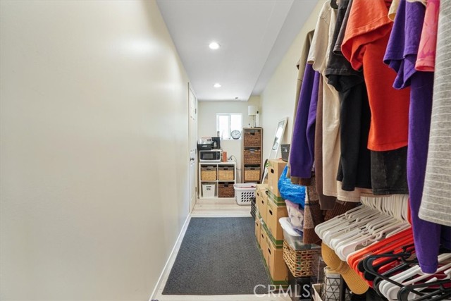18352 Bessemer Street, Tarzana CA: https://media.crmls.org/medias/9b5750e9-f4b9-4c4e-8fdd-9a892d47a342.jpg