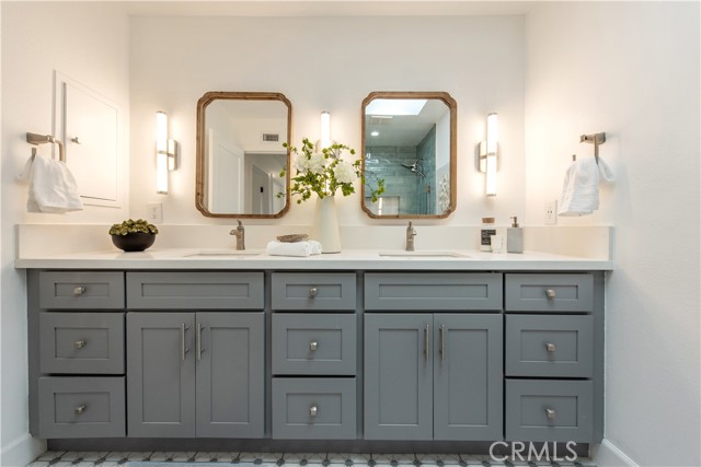 Image 47 of 58 For 24 Spicewood Way