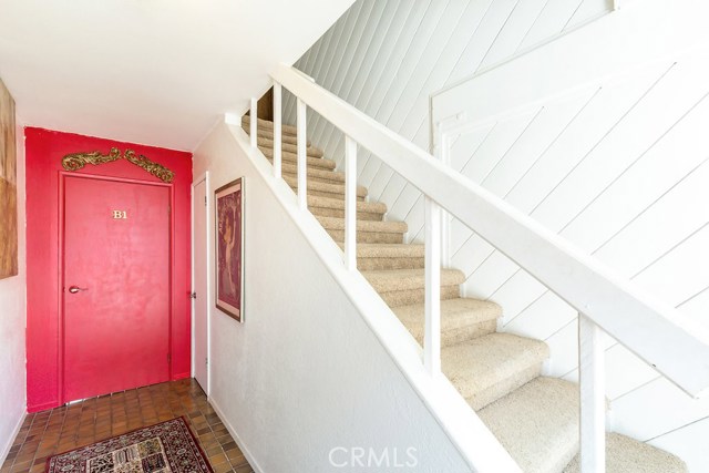 205 Lucia Avenue, Redondo Beach, California 90277, 7 Bedrooms Bedrooms, ,3 BathroomsBathrooms,Residential,Sold,Lucia,SB17052115