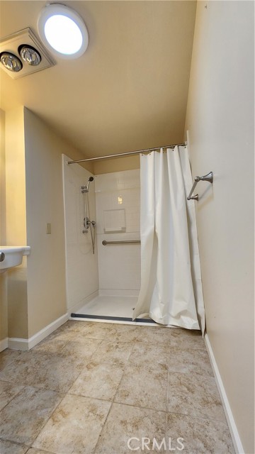 Detail Gallery Image 9 of 21 For 682 Taylor, Monterey,  CA 93940 - 4 Beds | 2 Baths