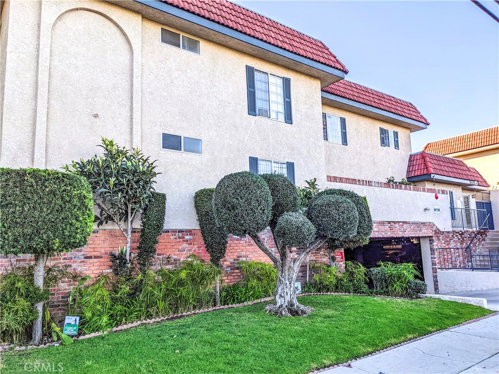 13535 Yukon Avenue #31