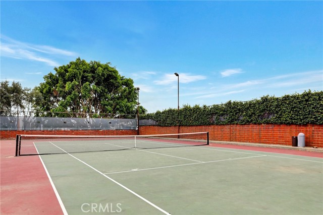 Detail Gallery Image 33 of 34 For 6405 Green Valley Cir #203,  Culver City,  CA 90230 - 3 Beds | 2 Baths