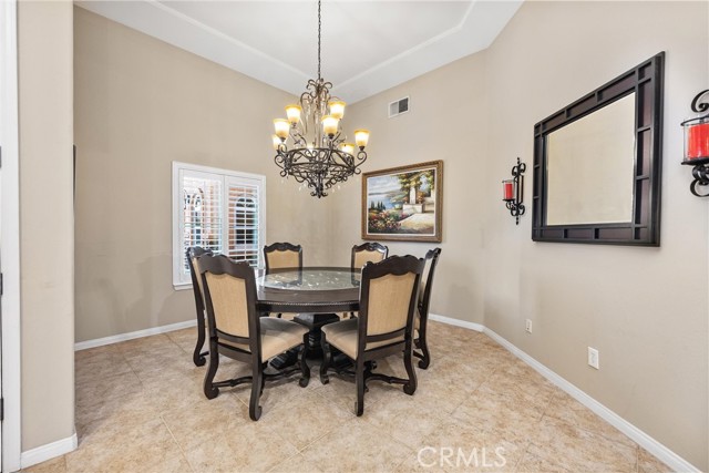 Detail Gallery Image 21 of 75 For 205 Somerford Ct, Bakersfield,  CA 93312 - 5 Beds | 4 Baths