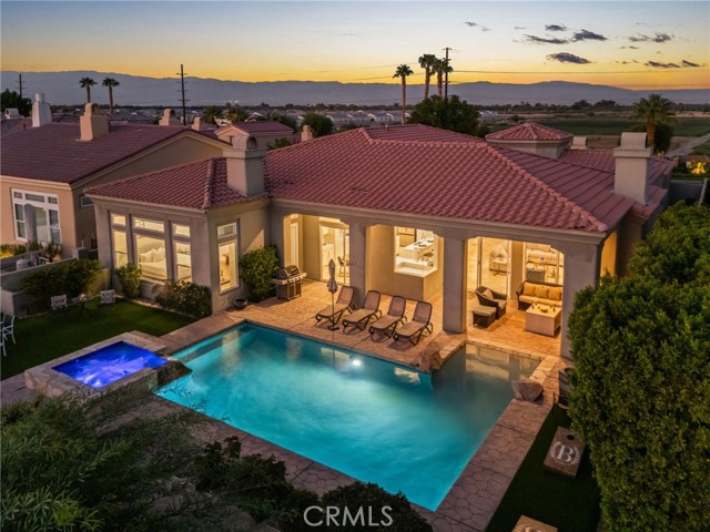 55675 Turnberry Way, La Quinta CA: https://media.crmls.org/medias/9b5bf6d5-bf40-4675-9a69-486ea65f8b76.jpg