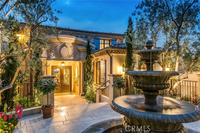 9 Pelican Crest Drive