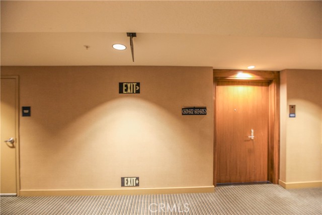 3141 Michelson Drive, Irvine CA: https://media.crmls.org/medias/9b5c6016-bcb8-4837-8247-6d7a12df1c41.jpg