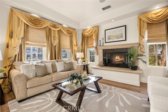 Detail Gallery Image 8 of 64 For 18893 Dry Creek Rd, Yorba Linda,  CA 92886 - 5 Beds | 4/1 Baths