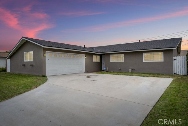 2042 Hurles Avenue photo 1