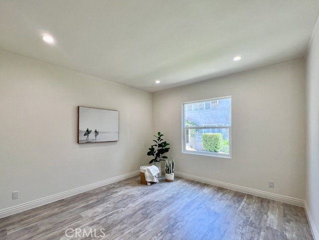 Detail Gallery Image 10 of 13 For 124 N. Pass Ave. #2,  Burbank,  CA 91505 - 1 Beds | 1 Baths