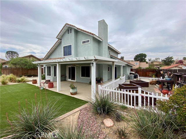 22817 Sweet Pea Circle, Moreno Valley CA: https://media.crmls.org/medias/9b5d0ae4-b0b9-4419-8c57-715dc97120e1.jpg
