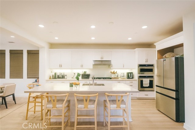 Detail Gallery Image 8 of 31 For 279 Barnes, Tustin,  CA 92782 - 4 Beds | 4/1 Baths