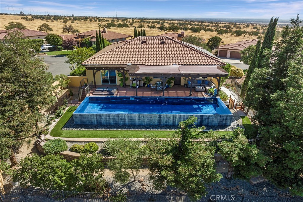 3294 Summit Ridge