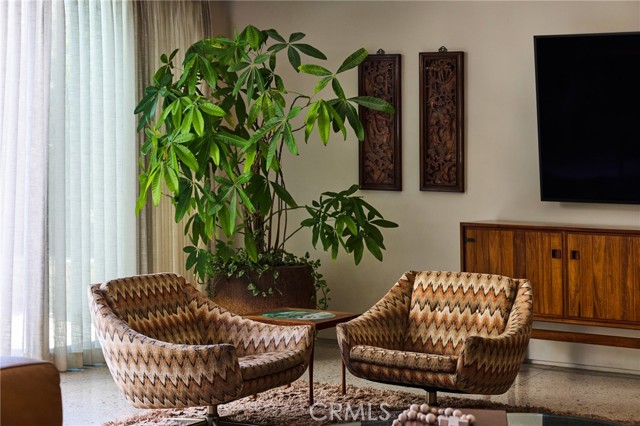 Detail Gallery Image 5 of 61 For 1112 Park St, Huntington Beach,  CA 92648 - 6 Beds | 6/2 Baths