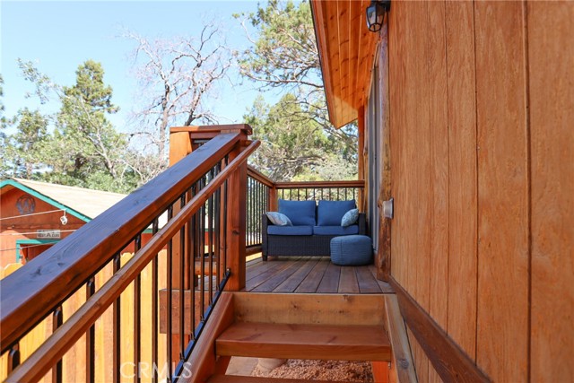 365 Santa Barbara Avenue, Sugarloaf CA: https://media.crmls.org/medias/9b5eb4ed-60a2-451a-b12d-62b4e0cbb683.jpg