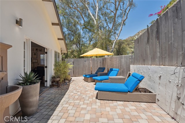 24311 Sylvan Glen Road, Calabasas CA: https://media.crmls.org/medias/9b5f3c68-2d77-42c4-af06-deb5ed7b8825.jpg