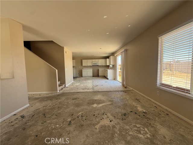 Detail Gallery Image 12 of 50 For 14577 Crossing, Victorville,  CA 92394 - 3 Beds | 2/1 Baths