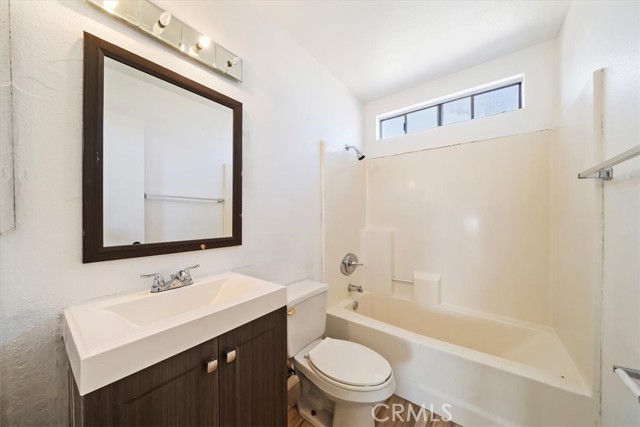Image 31 of 45 For 13969 Chervil Court
