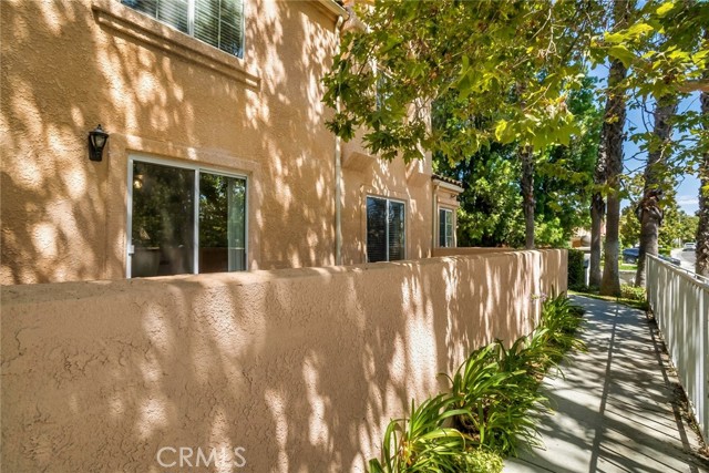 Detail Gallery Image 6 of 73 For 25120 Steinbeck Ave a,  Stevenson Ranch,  CA 91381 - 3 Beds | 2/1 Baths