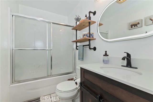 22989 Pine Lane, Crestline CA: https://media.crmls.org/medias/9b60da7f-4ea2-4f10-b10d-bc05f957b515.jpg