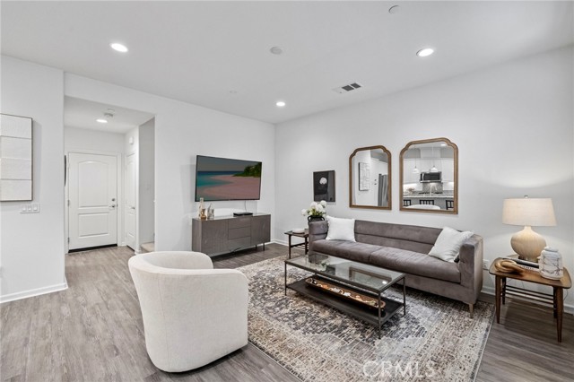 Detail Gallery Image 9 of 25 For 100 Jaripol Cir, Rancho Mission Viejo,  CA 92694 - 1 Beds | 1/1 Baths