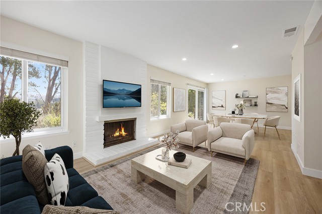 Detail Gallery Image 2 of 27 For 316 S Vista Del Canon, Anaheim Hills,  CA 92807 - 2 Beds | 2/1 Baths